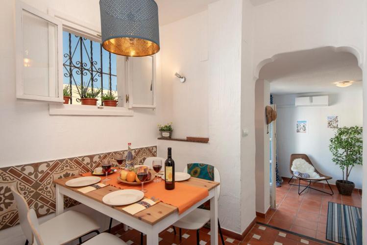 Beautiful Spanish Apartment In 토레몰리노스 외부 사진